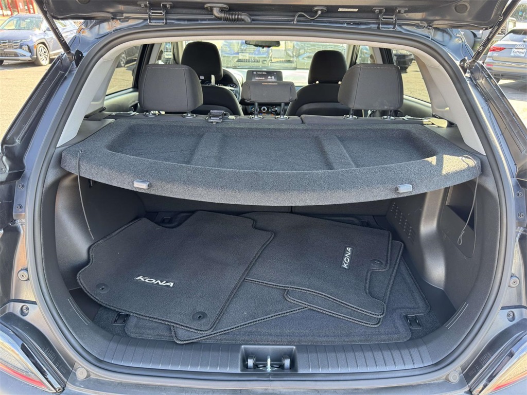 2023 Hyundai Kona SEL photo 29