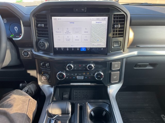 2025 Ford F-150 Platinum photo 29