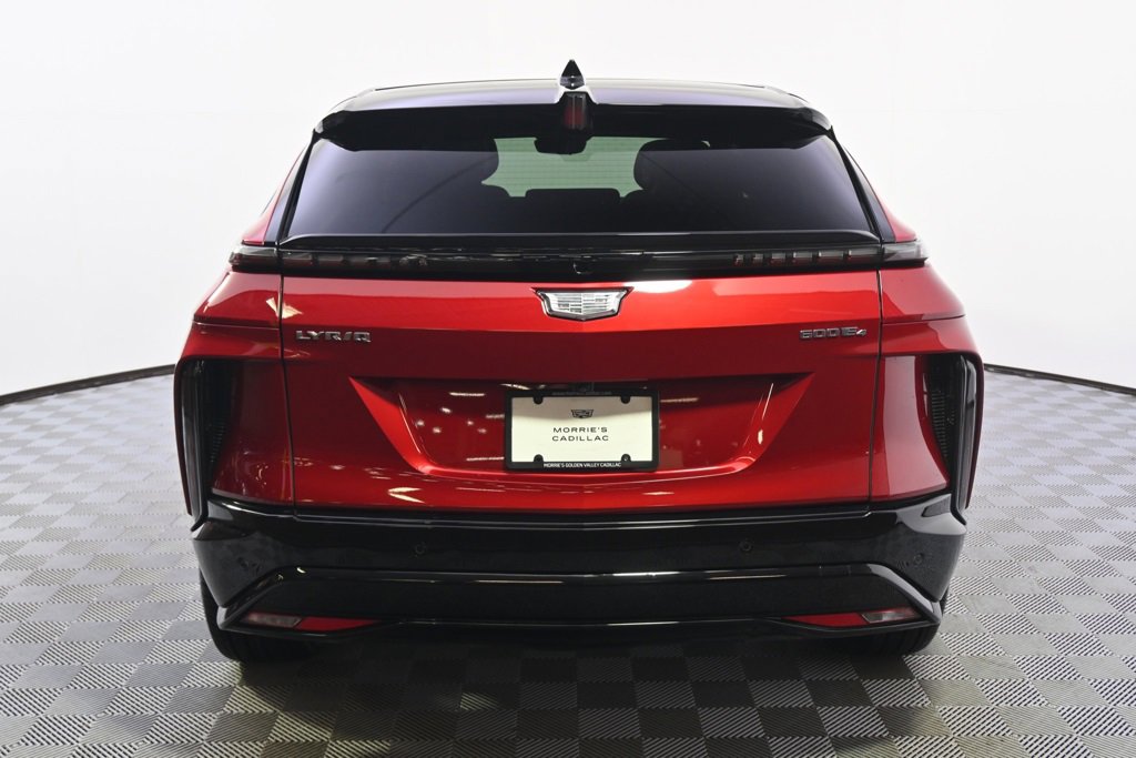 2025 Cadillac Lyriq Sport photo 4