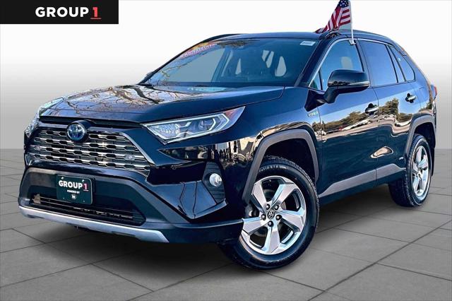 2019 Toyota RAV4 Limited's photo
