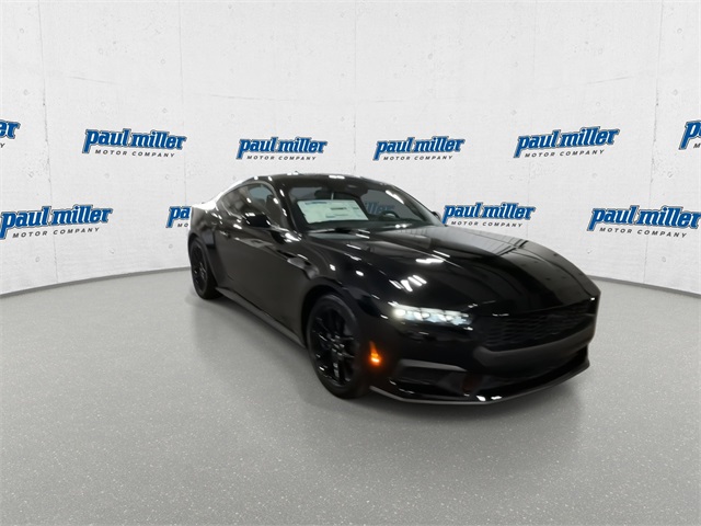 2025 Ford Mustang EcoBoost photo 2