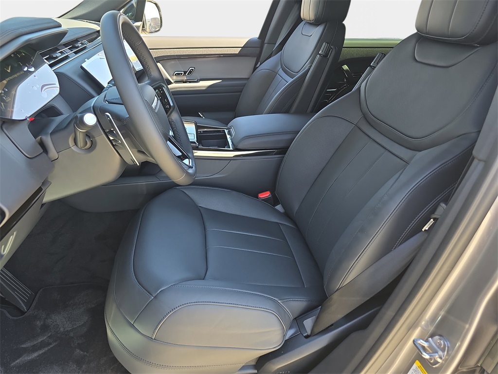 2025 Land Rover Range Rover Sport SE photo 15