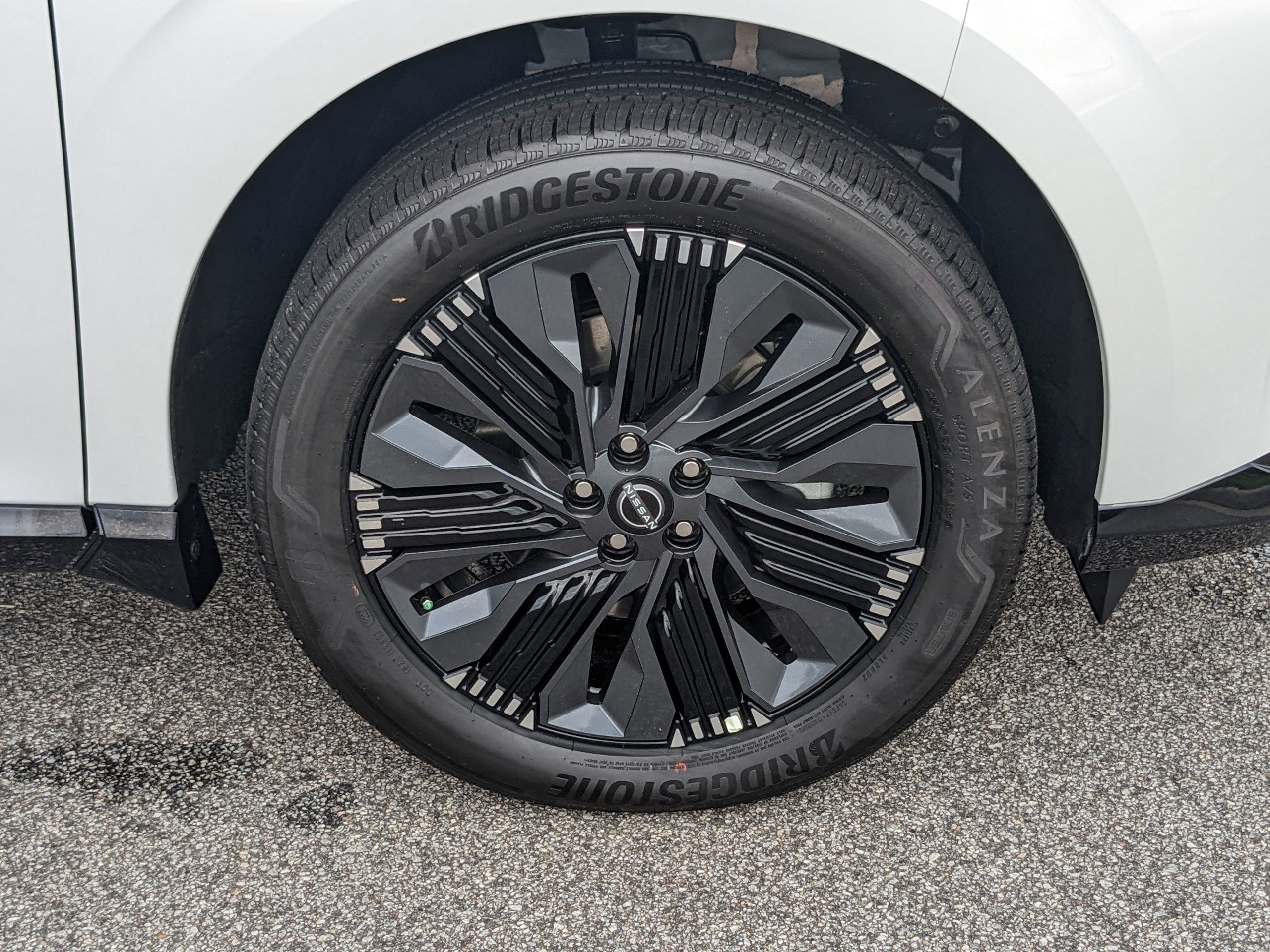 2025 Nissan Murano Platinum photo 8
