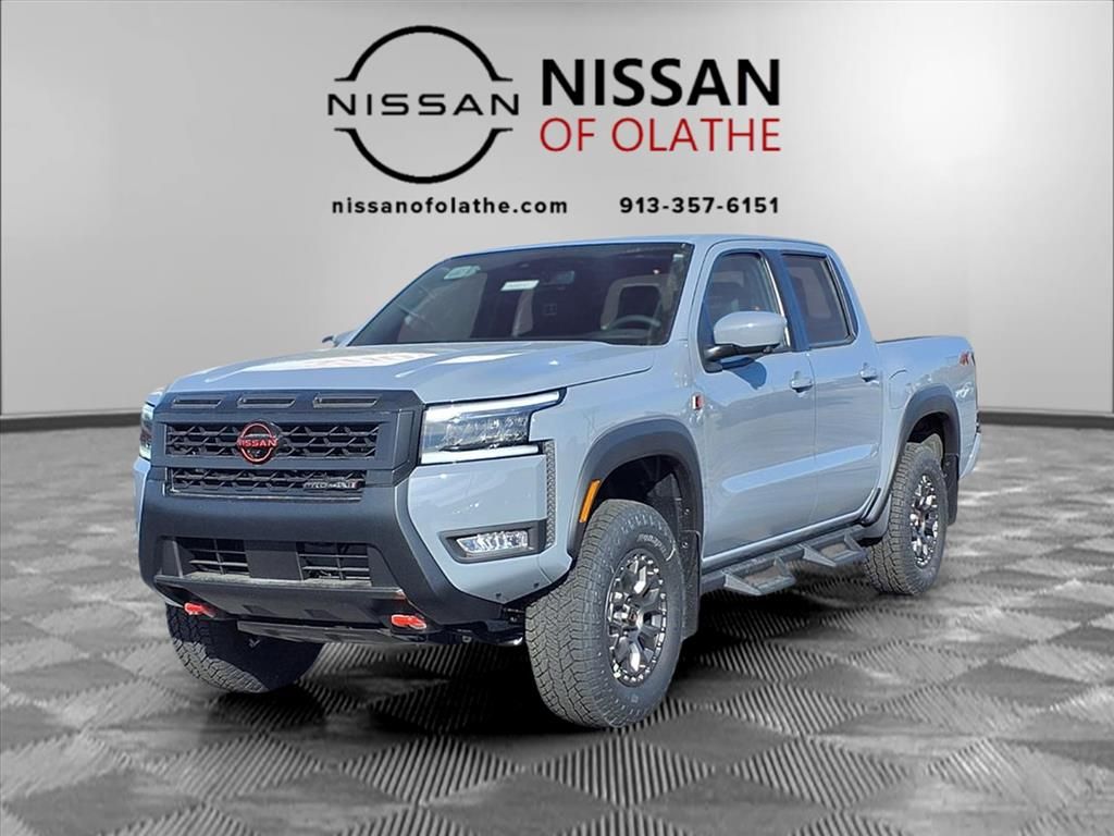 2026 Nissan Frontier PRO-4X's photo