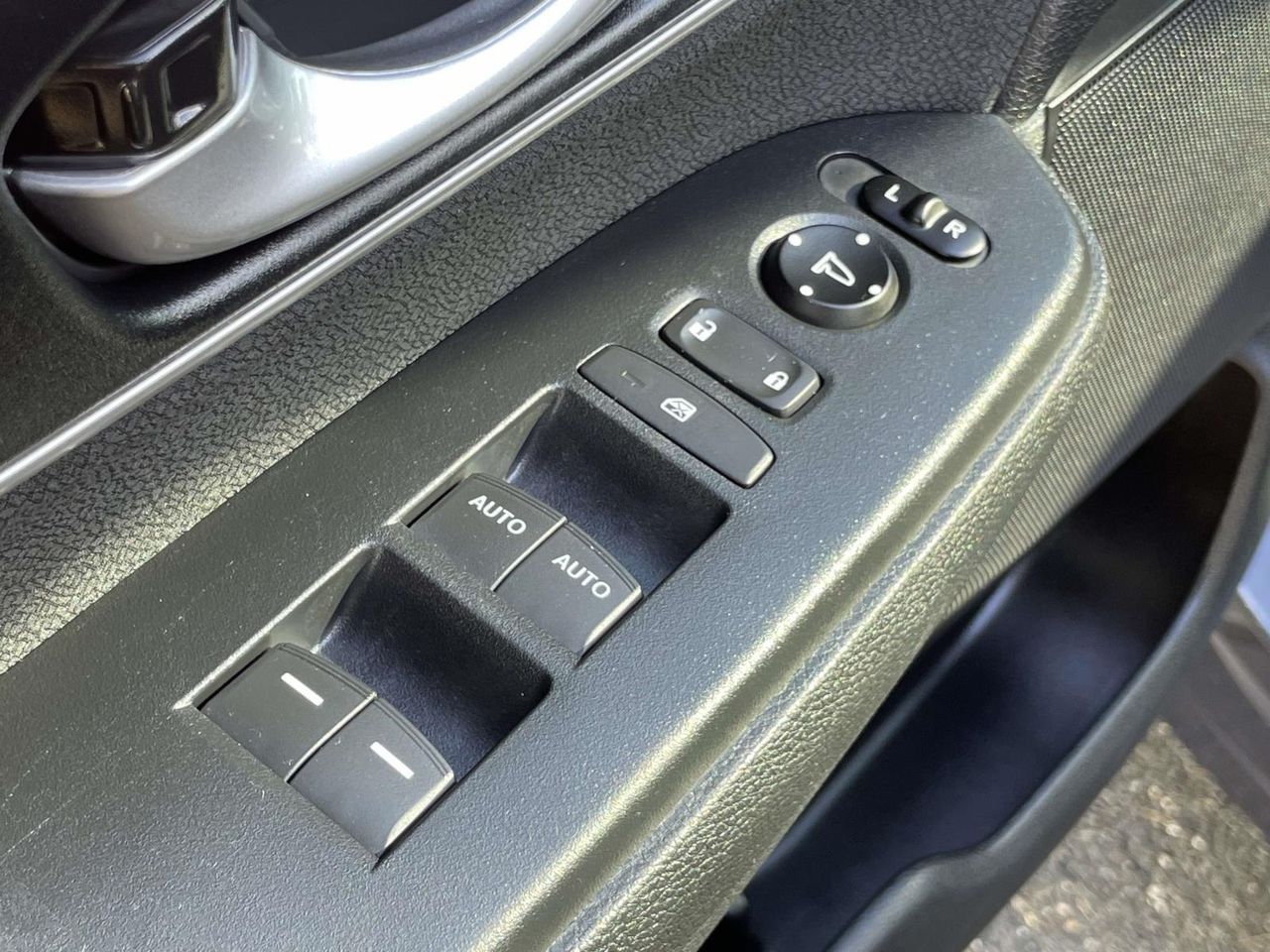 2020 Honda CR-V EX photo 12
