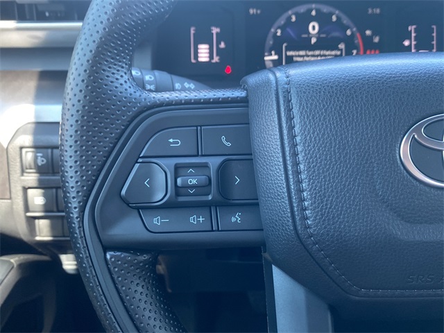 2025 Toyota Tacoma SR5 4x4 Double Cab photo 18