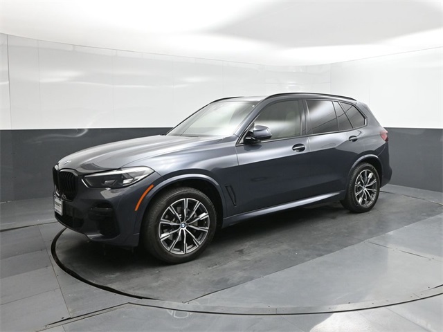 2022 BMW X5 40i's photo