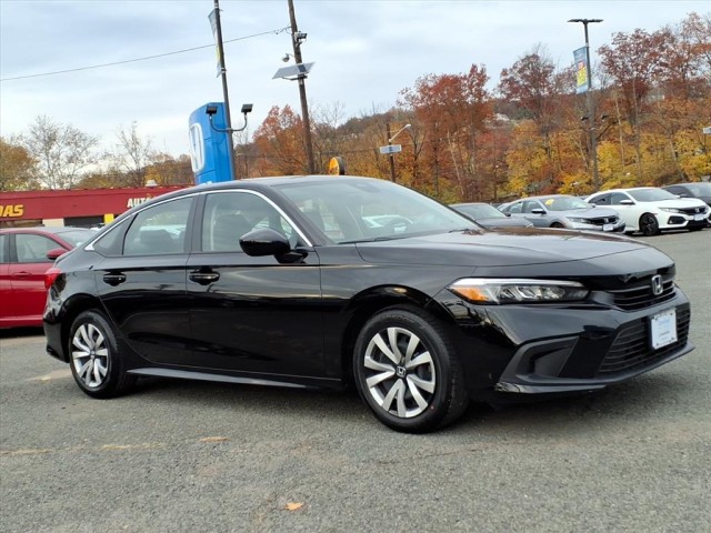 2023 Honda Civic LX's photo