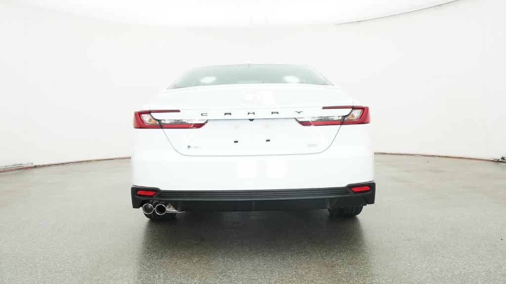 2025 Toyota Camry SE photo 17