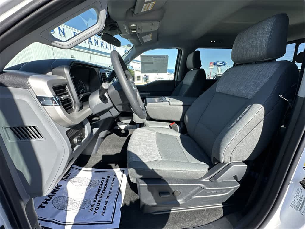 2025 Ford F-350 XLT photo 26