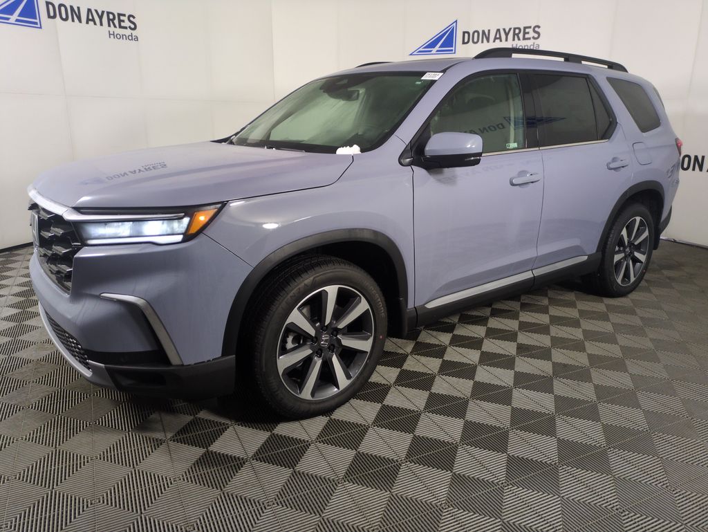 2025 Honda Pilot Touring's photo