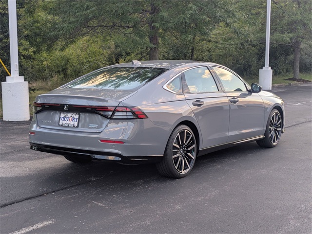 2025 Honda Accord Hybrid Touring photo 6