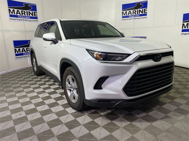 2026 Toyota Grand Highlander LE's photo