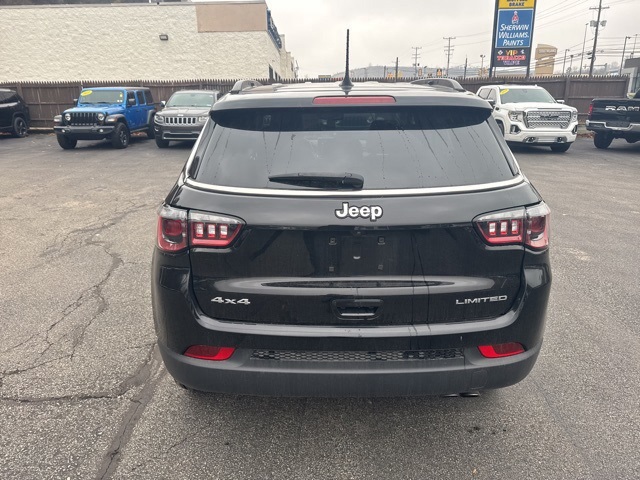 2022 Jeep Compass Limited photo 4