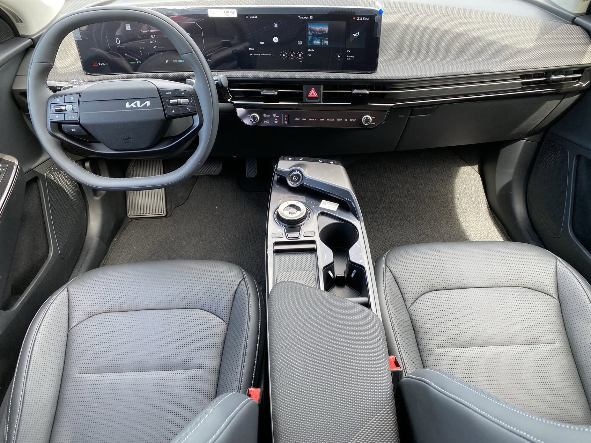2025 Kia EV6 Wind photo 11