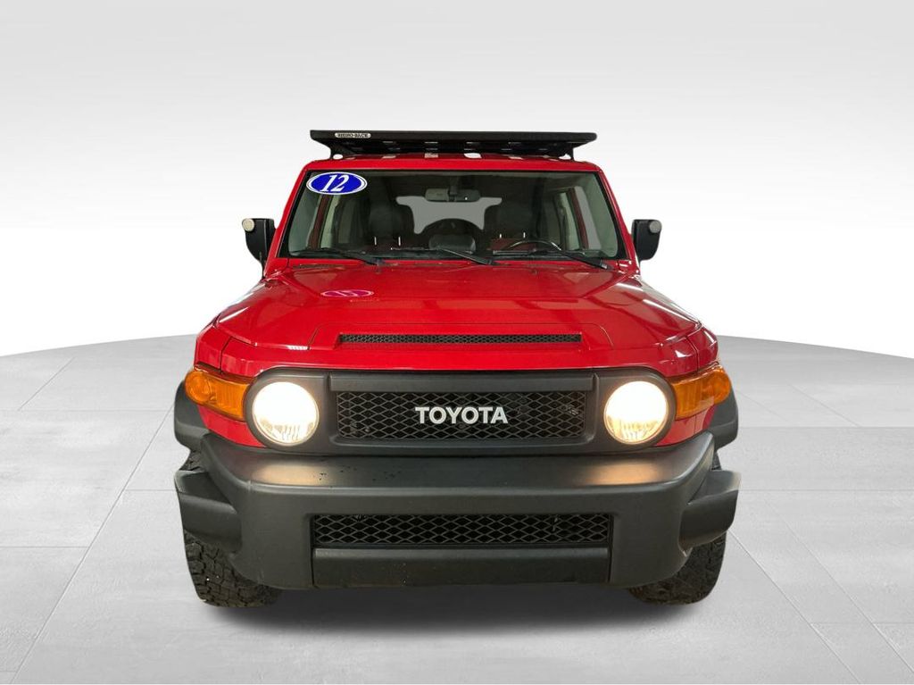 2012 Toyota FJ Cruiser Base photo 2