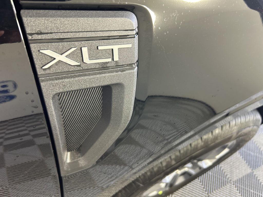 2025 Ford Maverick XLT photo 4