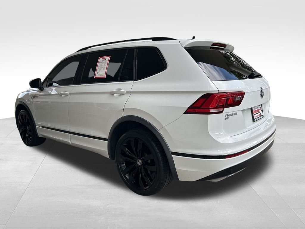 2020 Volkswagen Tiguan SE R-Line Black photo 3