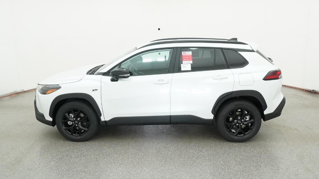 2026 Toyota Corolla Cross LE photo 6