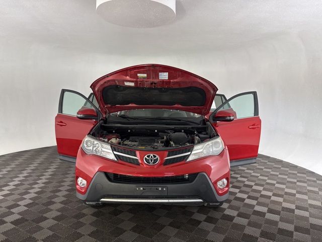 2015 Toyota RAV4 Limited photo 10