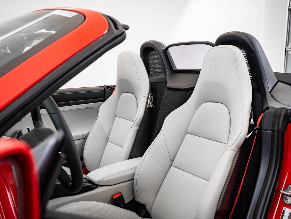 2025 Porsche Boxster Base photo 5