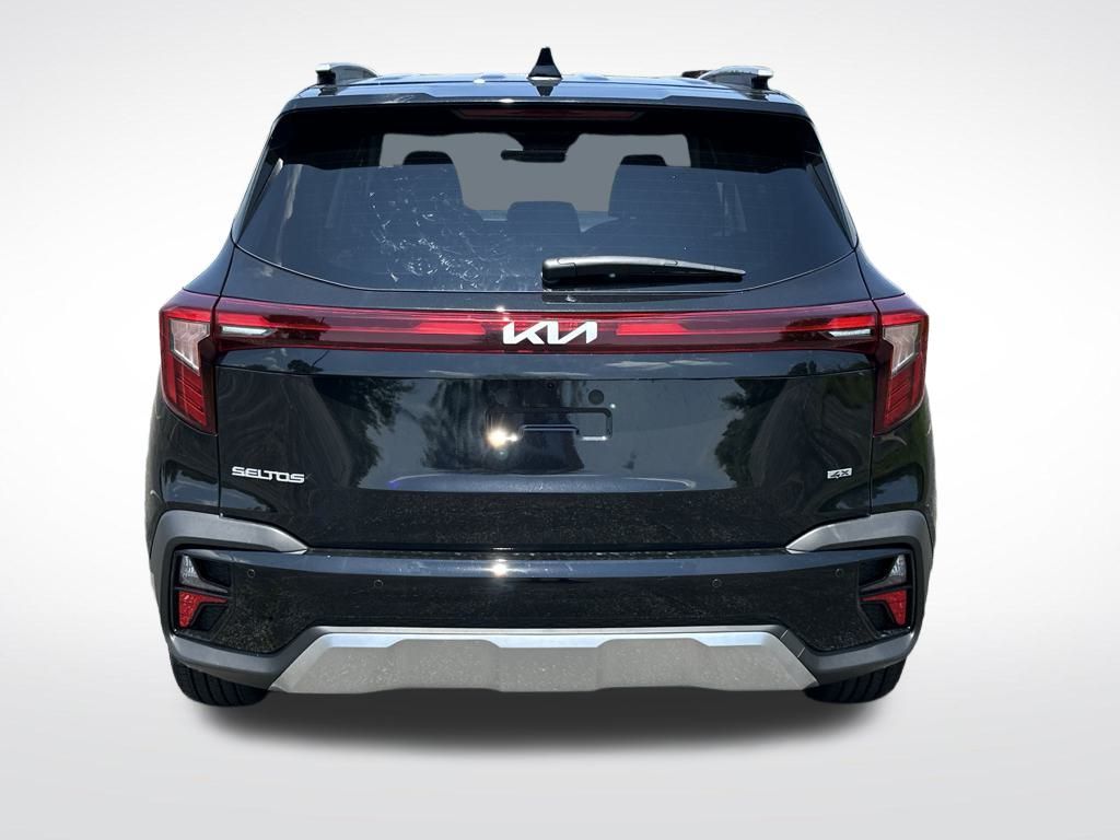 2026 Kia Seltos EX photo 2