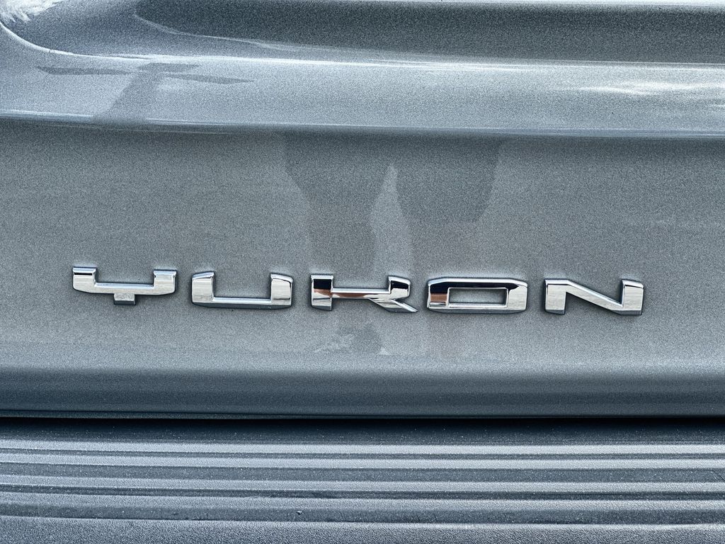 2023 Gmc Yukon SLT photo 31