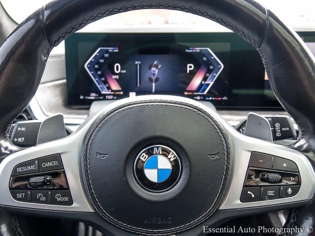 2023 BMW X7 - Image 15