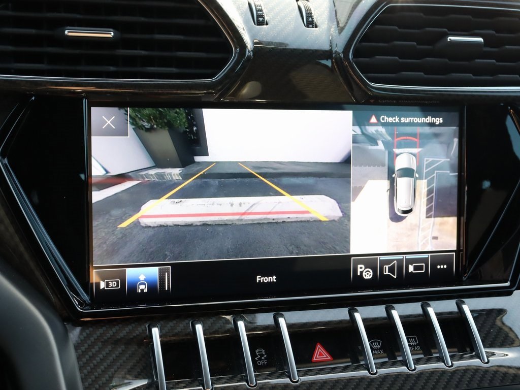 2022 Lamborghini Urus photo 39