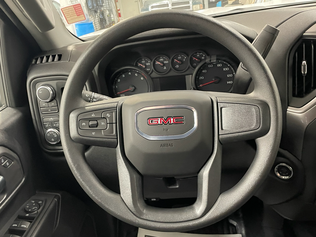 2025 Gmc Sierra 2500 HD Pro photo 7