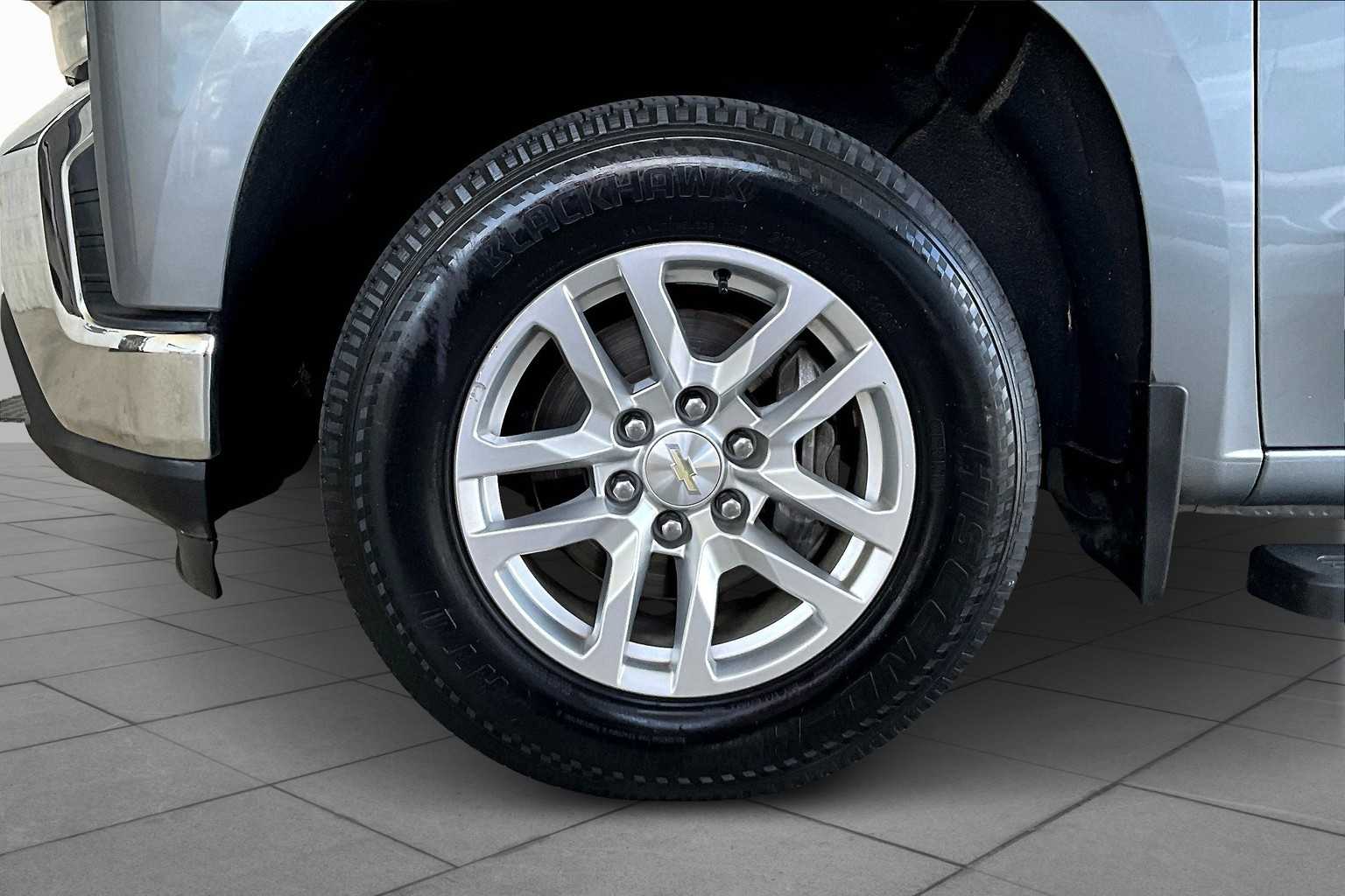 2020 Chevrolet Silverado 1500 LT photo 10