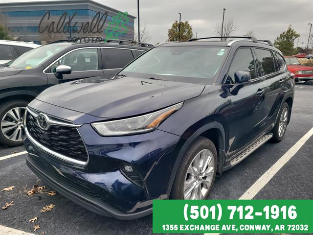 2023 Toyota Highlander Limited's photo