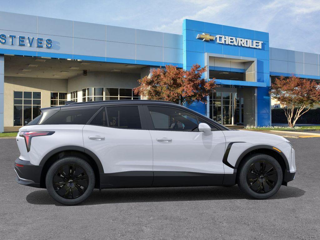 2026 Chevrolet Blazer EV photo 5
