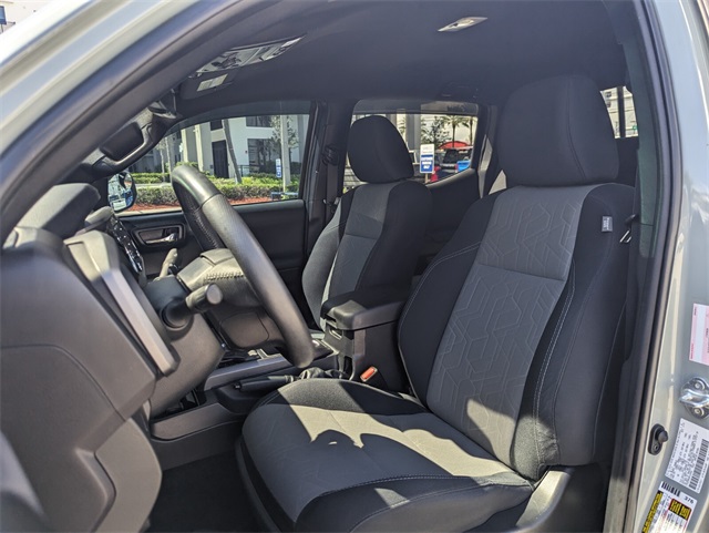 2022 Toyota Tacoma TRD Off-Road photo 4