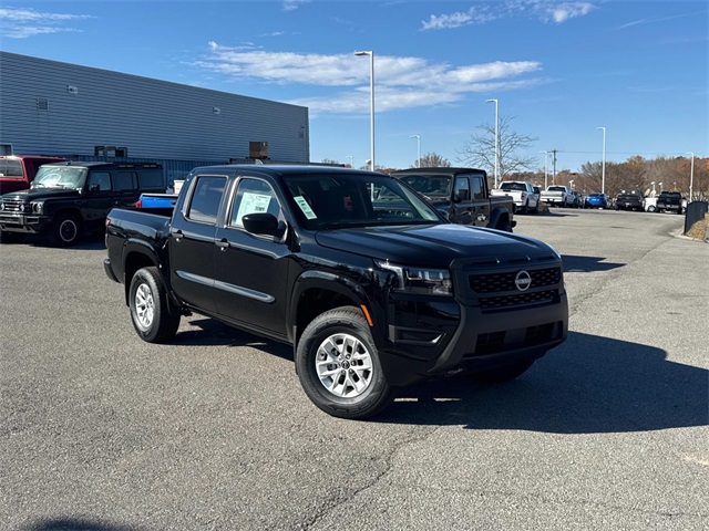 2026 Nissan Frontier Crew Cab S photo 2