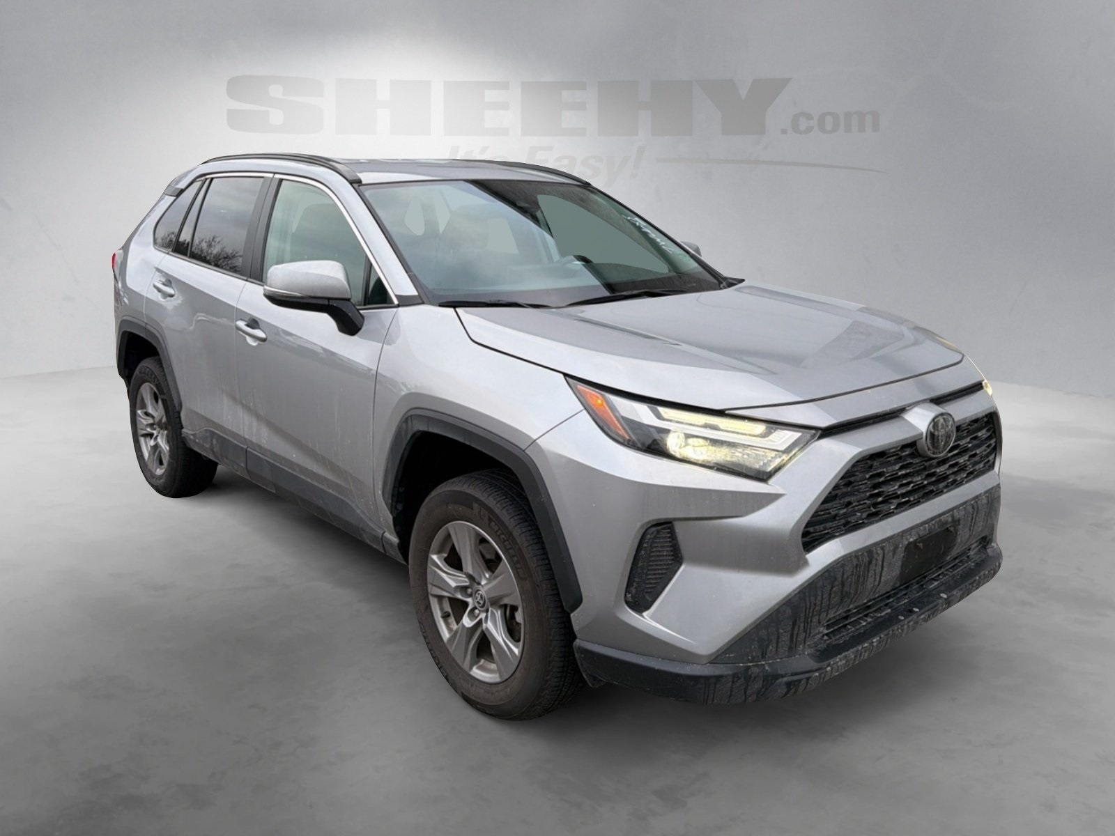 Used 2024 Toyota RAV4 XLE with VIN 2T3W1RFV2RW322792 for sale in Northfield, Minnesota
