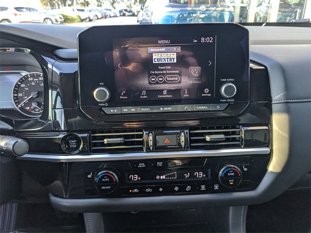 2025 Nissan Pathfinder SV photo 21