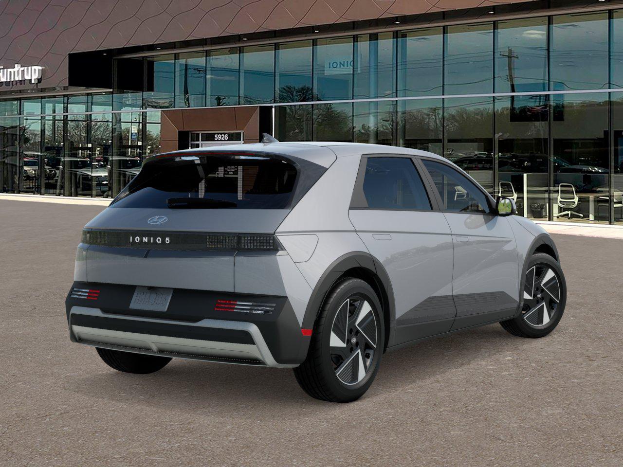 2025 Hyundai Ioniq 5 SE photo 2