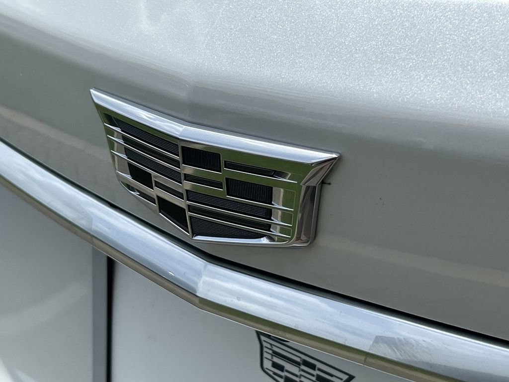 2025 Cadillac XT5 Sport photo 9