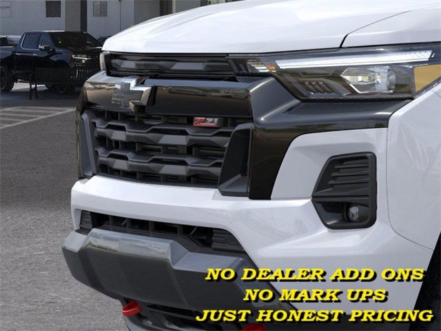 2025 Chevrolet Colorado Z71 photo 13