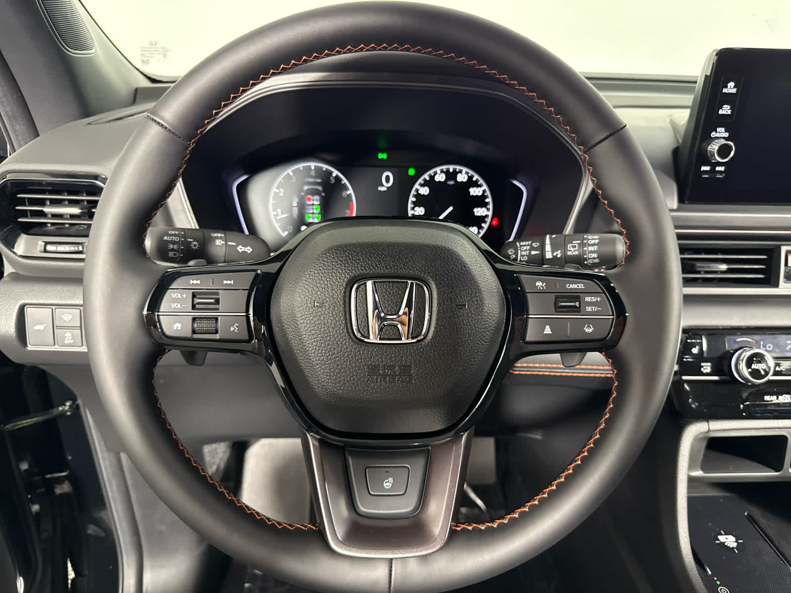 2025 Honda Pilot TrailSport photo 29
