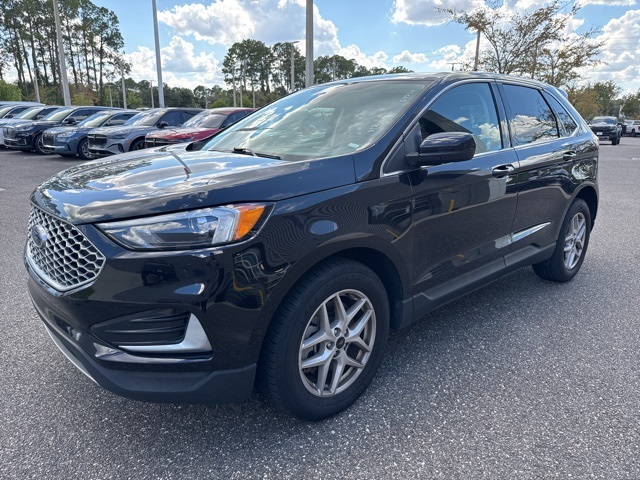 2023 Ford Edge SEL photo 7
