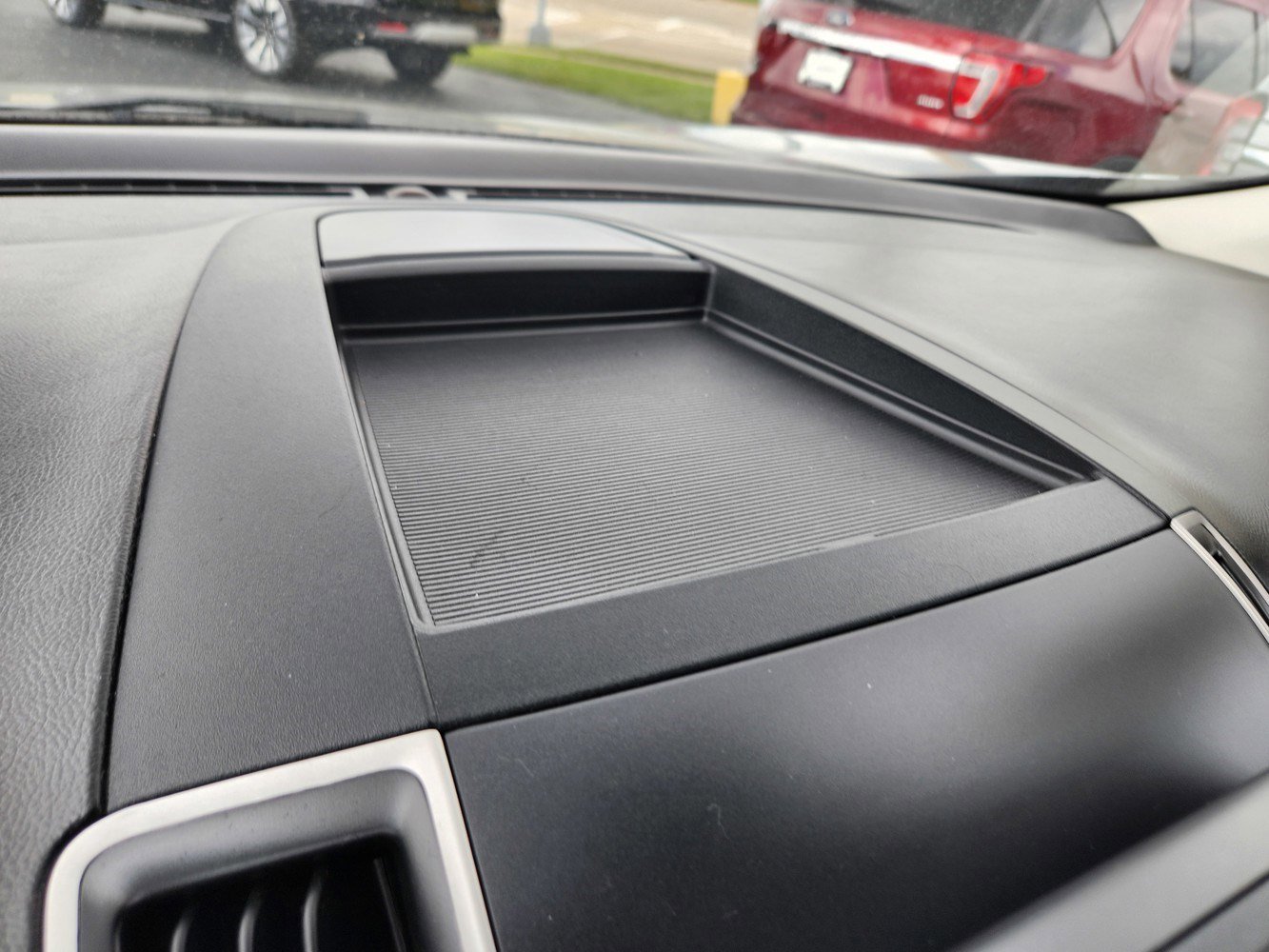 2022 Ford Edge SEL photo 8