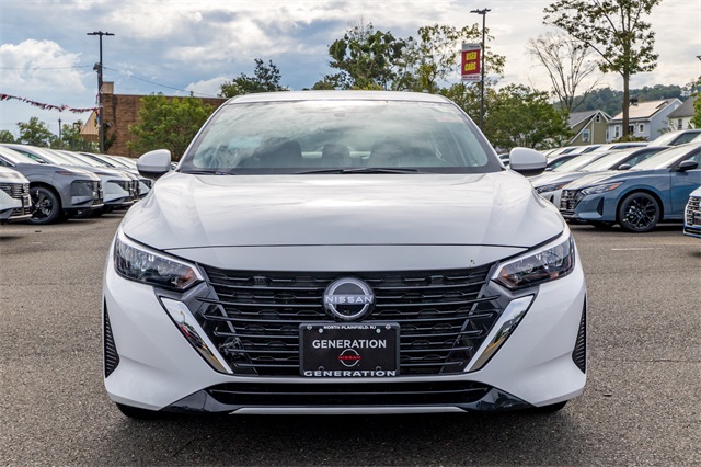 2025 Nissan Sentra SV photo 2
