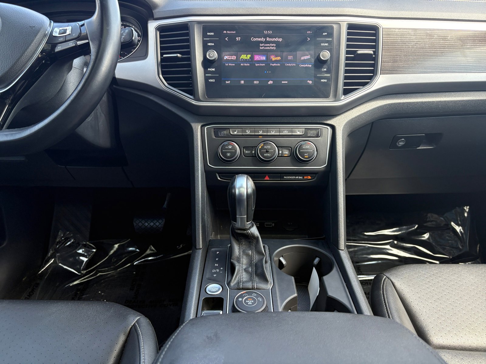 2019 Volkswagen Atlas V6 SE Technology photo 3