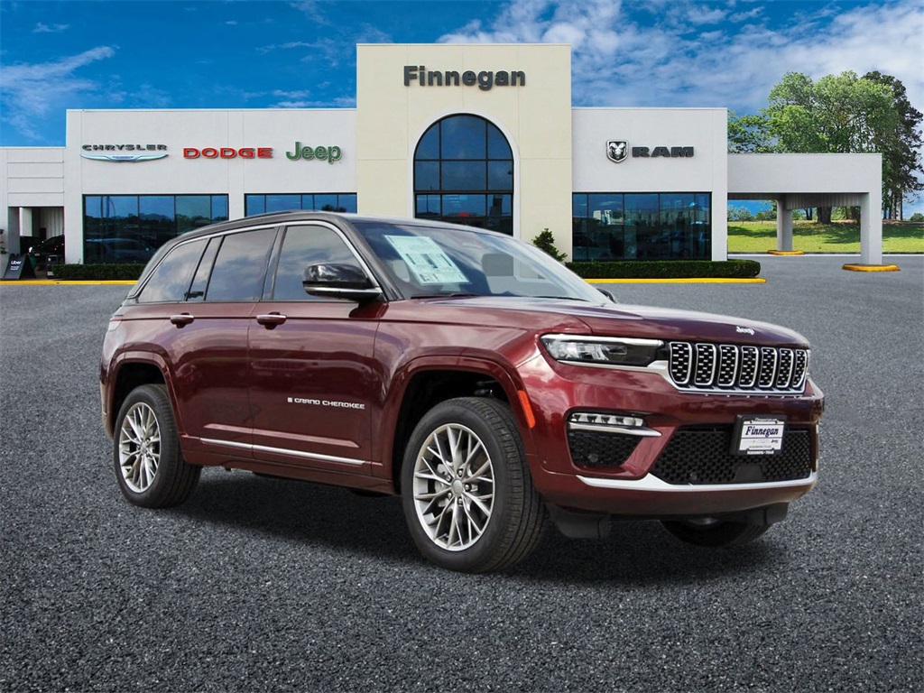 2025 Jeep Grand Cherokee Summit's photo