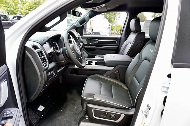 New 2026 Bright White Clear-Coat Exterior Paint RAM Laramie image 20