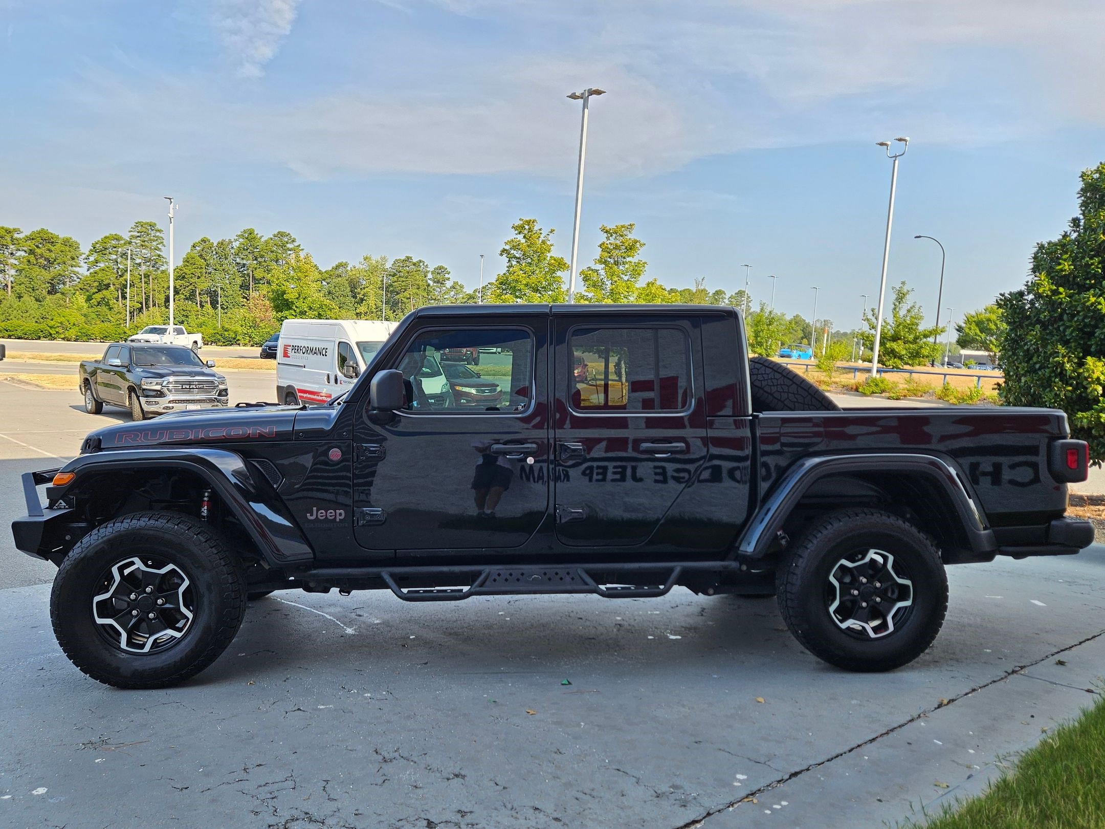 2020 Jeep Gladiator Rubicon photo 4