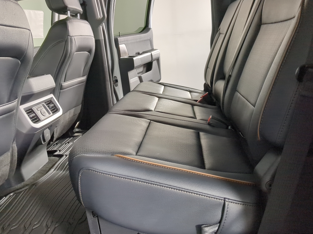 2026 Ford F-250 Lariat photo 8