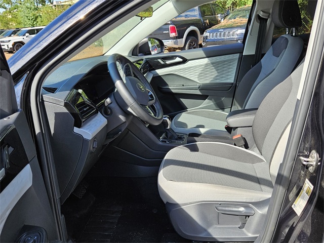 2024 Volkswagen Taos S photo 3
